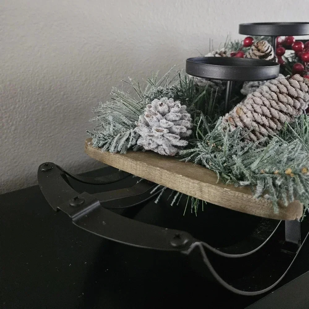 Christmas sleigh‎ frosted pine and red berries candle holder